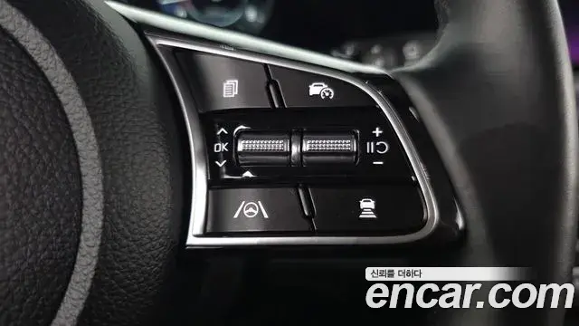 Kia Seltos 2023 — Şəkil 8/30