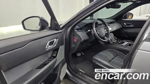 Land Rover Range Rover Velar 2019 — Photo 13/20