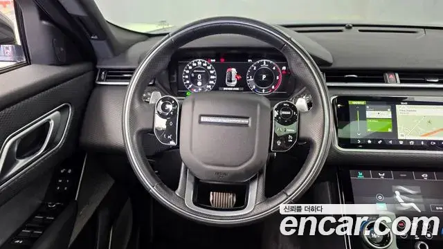 Land Rover Range Rover Velar 2019 — Photo 10/20