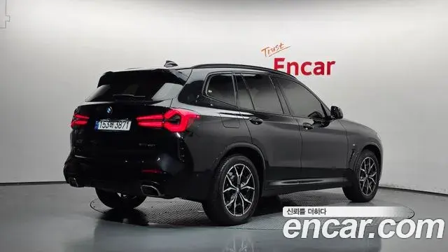 BMW X3 2022 — Photo 9/36