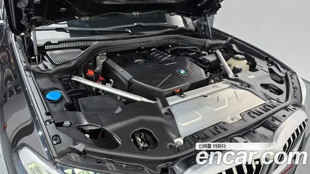 BMW X3 2022 — Photo 13/36