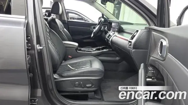 Kia Sorento 2022 — Photo 3/20