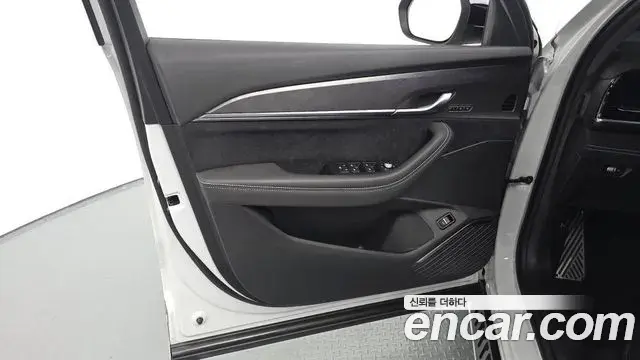 Renault Samsung Grand Koleos 2025 — Photo 16/31