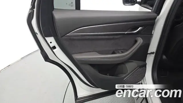 Renault Samsung Grand Koleos 2025 — Photo 29/31