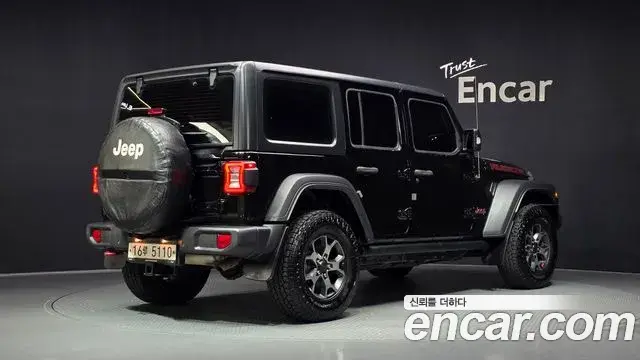 Jeep Wrangler 2018 — Фото 2/20