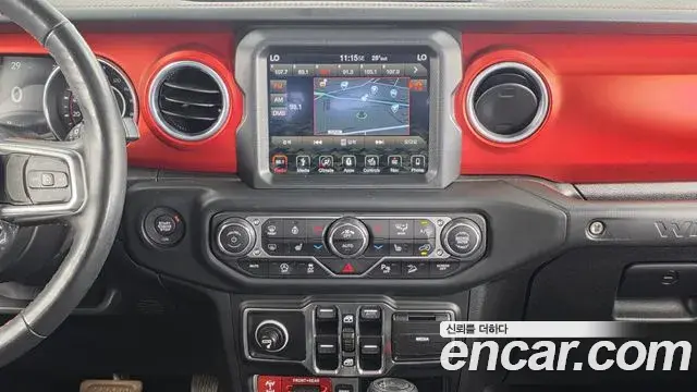 Jeep Wrangler 2018 — Фото 14/20