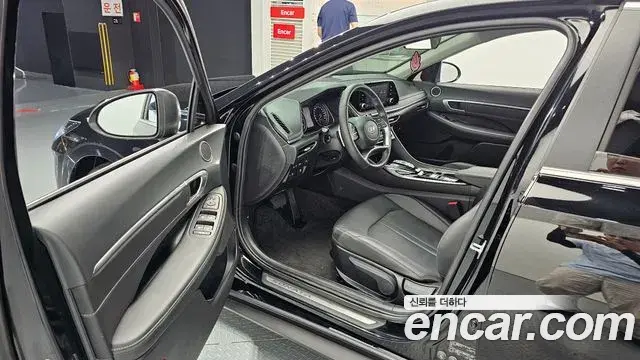 Hyundai Sonata 2022 — Фото 10/20