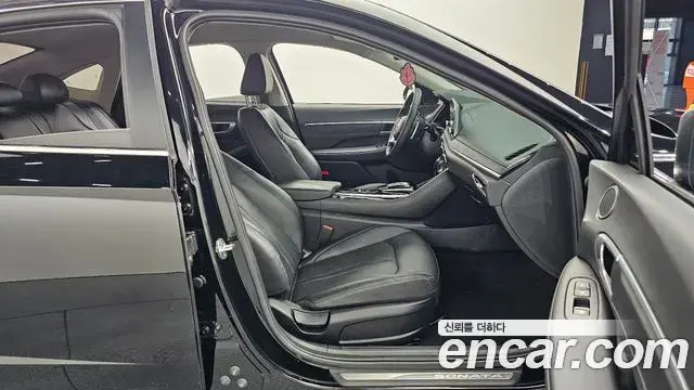 Hyundai Sonata 2022 — Фото 11/20