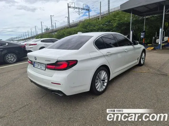 BMW 5 Series 2020 — Şəkil 1/20