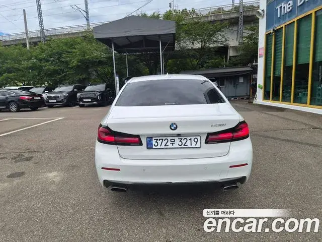 BMW 5 Series 2020 — Şəkil 3/20