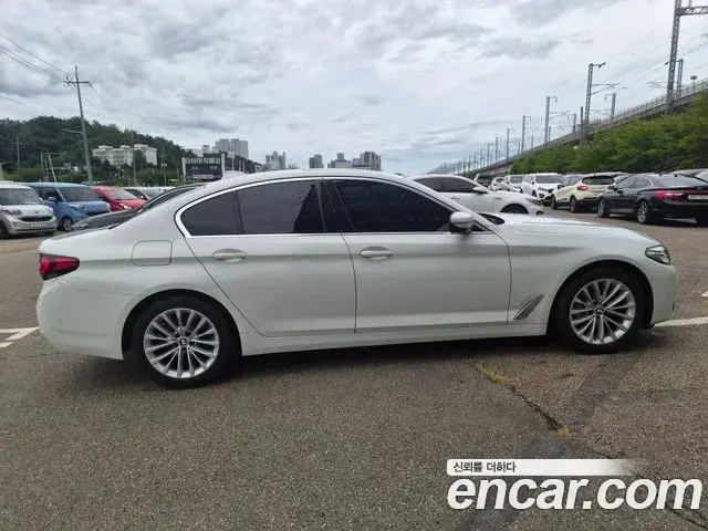 BMW 5 Series 2020 — Şəkil 6/20