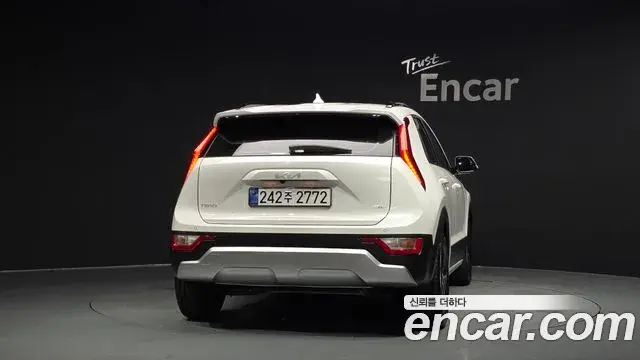 Kia Niro 2025 — Фото 4/20