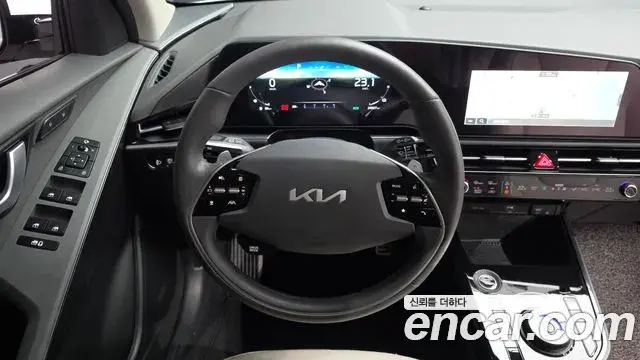 Kia Niro 2025 — Фото 13/20