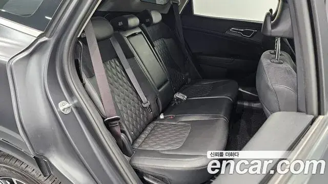 Kia Sportage 2021 — Фото 11/20