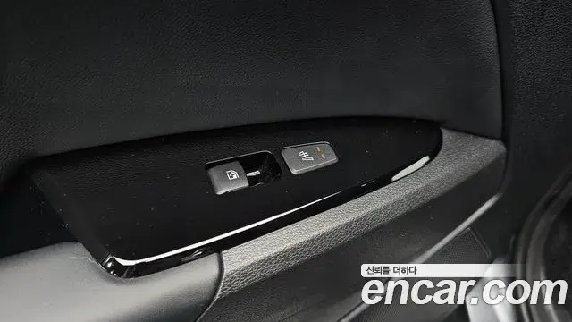 Kia Sportage 2021 — Фото 19/20
