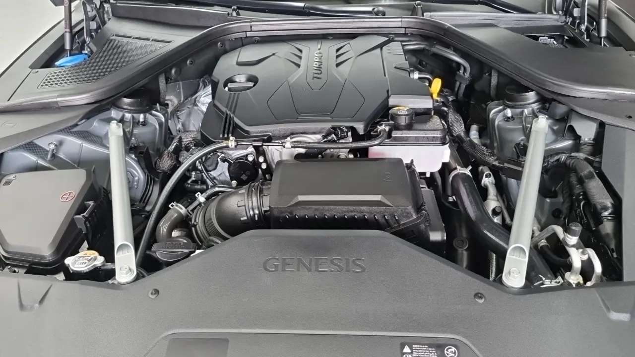 Genesis Electrified G80 2024 — Photo 5/18