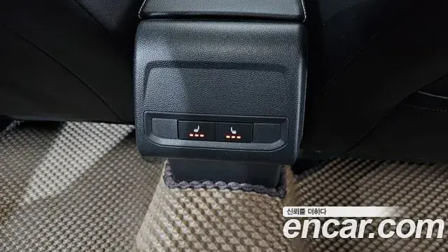 Volkswagen Jetta 2023 — ფოტო 2/35