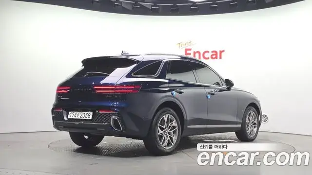 Genesis GV70 2022 — Photo 1/20