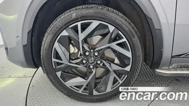 Renault Samsung Grand Koleos 2025 — Photo 13/20