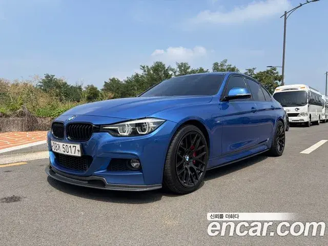 BMW 3 Series 2018 — Фото 20/20