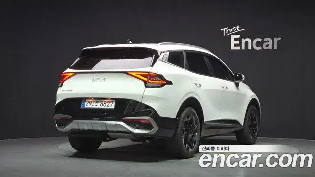 Kia Sportage 2022 — Фото 2/20
