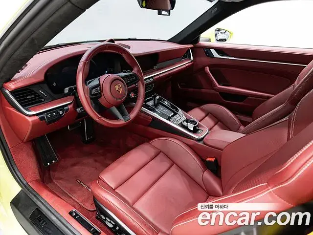 Porsche 911 2025 — Фото 9/18