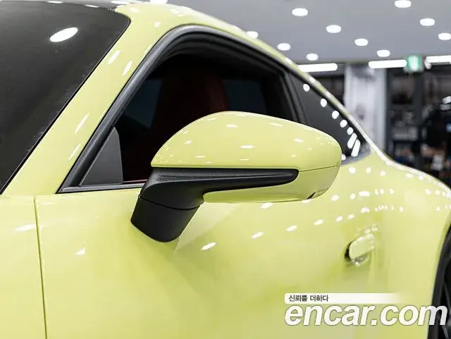 Porsche 911 2025 — Фото 12/18