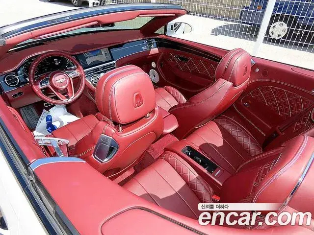 Bentley Continental GT 2019 — ფოტო 15/20