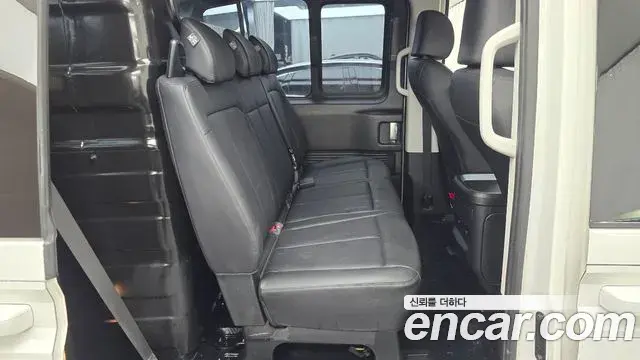 Hyundai Staria 2023 — Photo 11/20