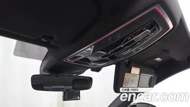 Audi A8 2021 — Şəkil 9/38