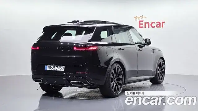 Land Rover Range Rover Sport 2026 — ფოტო 15/20