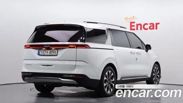 Kia Carnival 2022 — Фото 2/20
