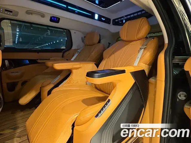 Kia Carnival 2024 — Şəkil 29/44