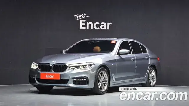 BMW 5 Series 2018 — Фото 1/20