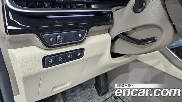 Kia Carnival 2025 — Şəkil 13/32
