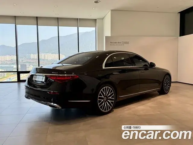 Mercedes-Benz S-Class 2022 — Фото 3/20
