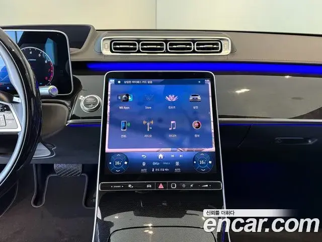 Mercedes-Benz S-Class 2022 — Фото 19/20