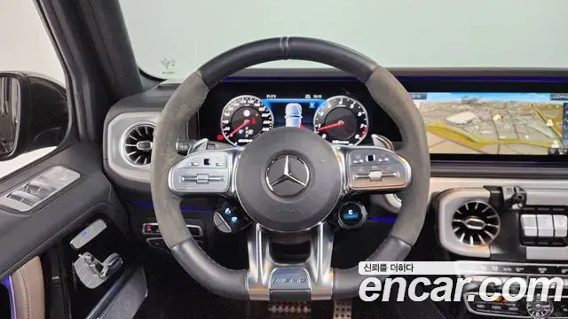 Mercedes-Benz G-Class 2023 — Photo 4/33