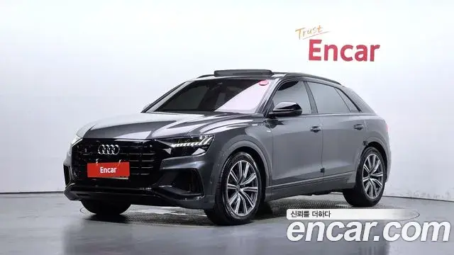 Audi Q7 2021 — Фото 1/20