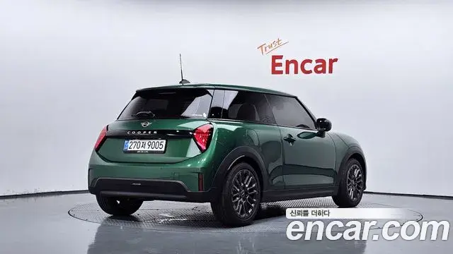 Mini Cooper C 2025 — Photo 2/20