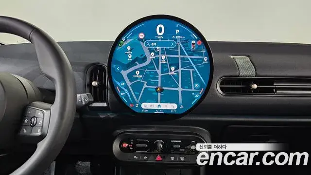Mini Cooper C 2025 — Photo 13/20