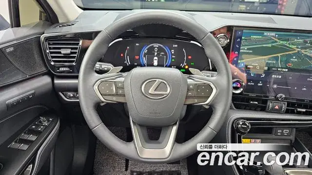 Lexus NX350h 2025 — Şəkil 12/34