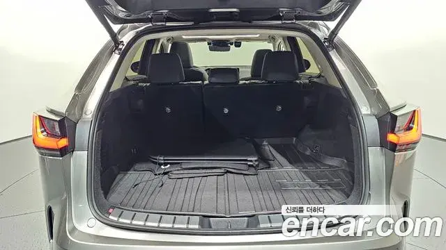 Lexus NX350h 2025 — Şəkil 27/34