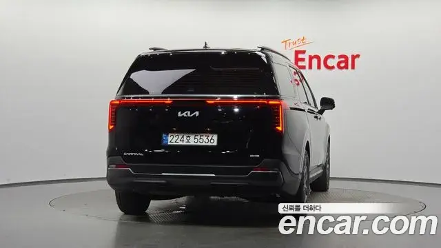 Kia Carnival 2024 — ფოტო 12/39
