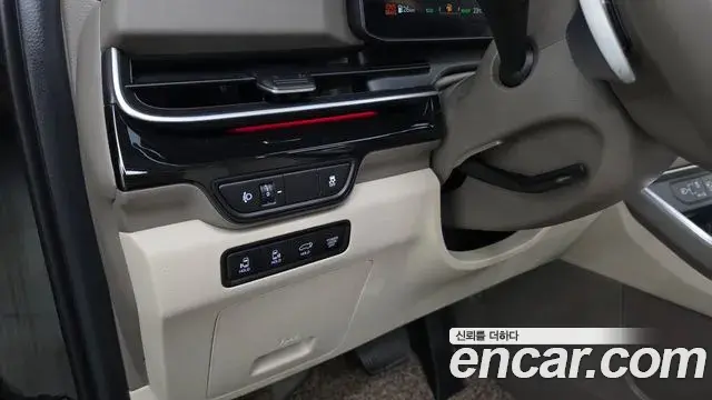 Kia Carnival 2024 — ფოტო 39/39