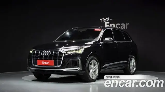 Audi Q7 2021 — Фото 11/20