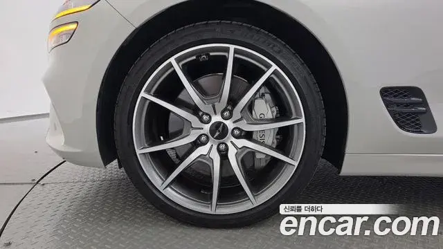 Genesis G70 2024 — Şəkil 28/37