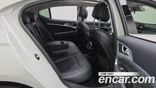 Genesis G70 2024 — Şəkil 31/37