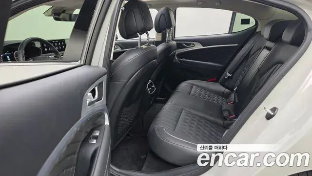 Genesis G70 2024 — Şəkil 15/37