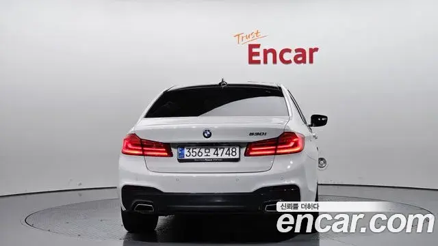 BMW 5 Series 2018 — Фото 4/20